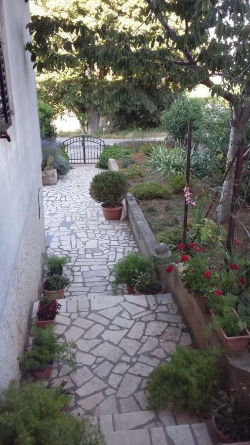 Naiadi Loft Apartment Нерезине Экстерьер фото
